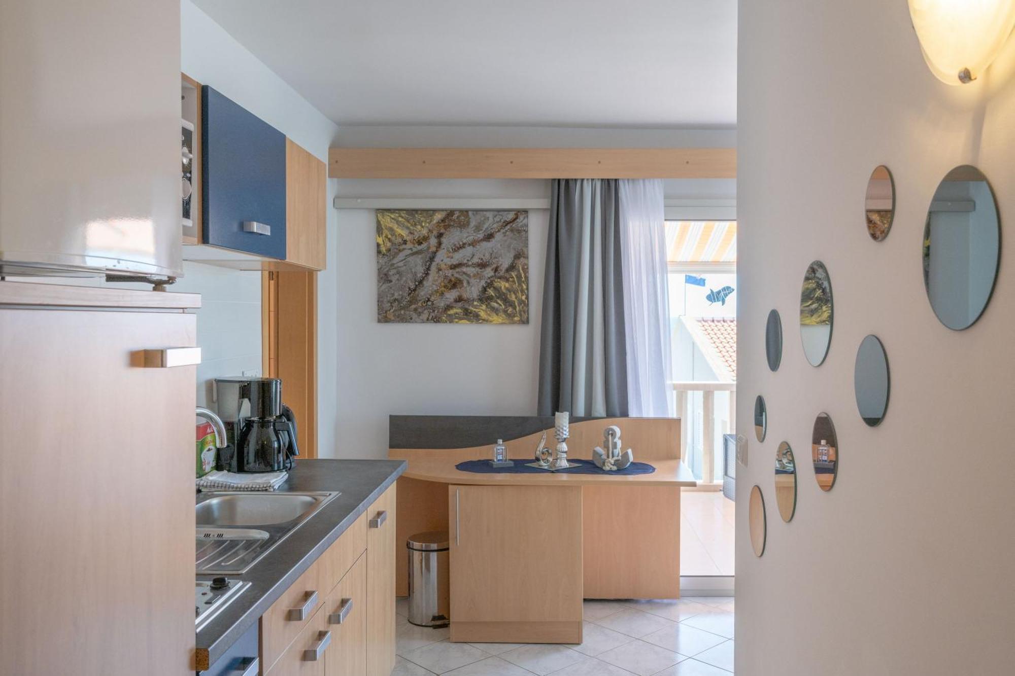 Apartmani Marelic - Sun Beach Zavalatica Exterior foto